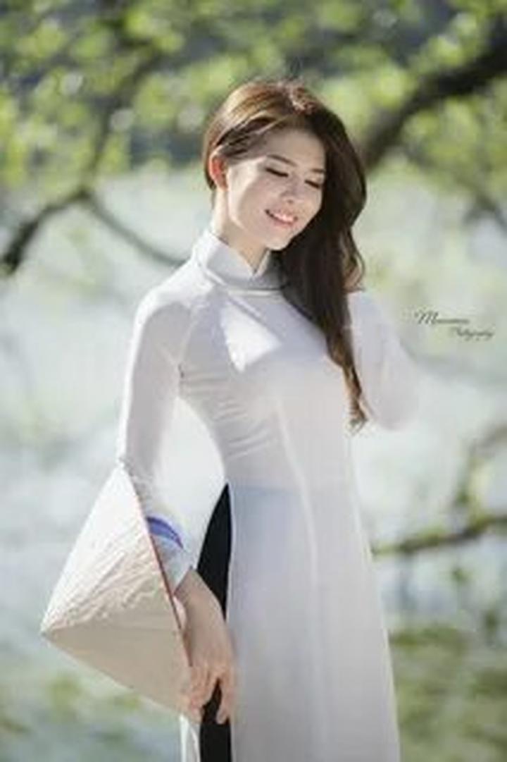 1. Tiêu đề: [Hotspot Matrix] Ngọt như mơ: Nữ sinh Quảng Bình và hành trình chinh phục